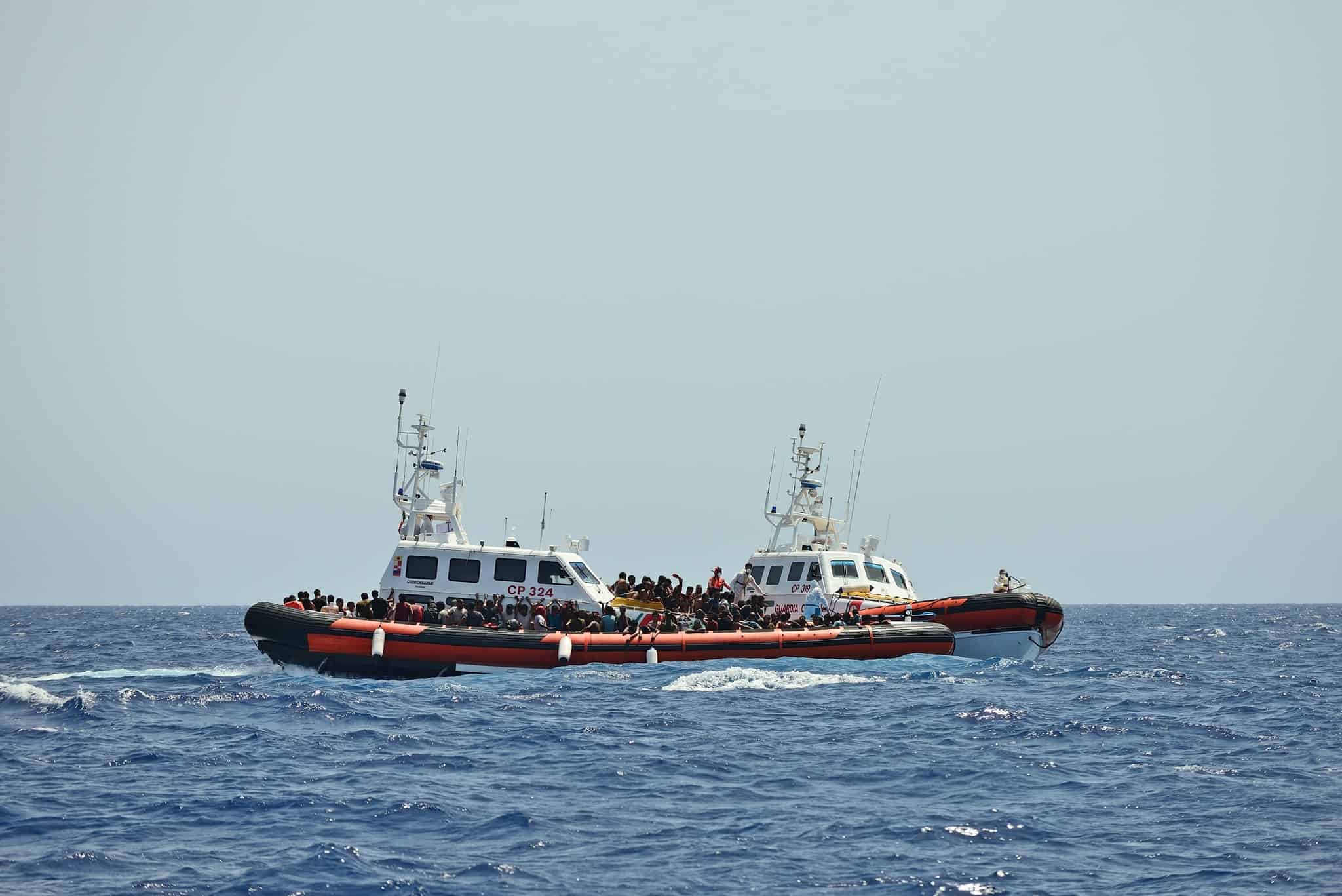 Resqship-Einsatz_ITCG evakuiert Holzboot
