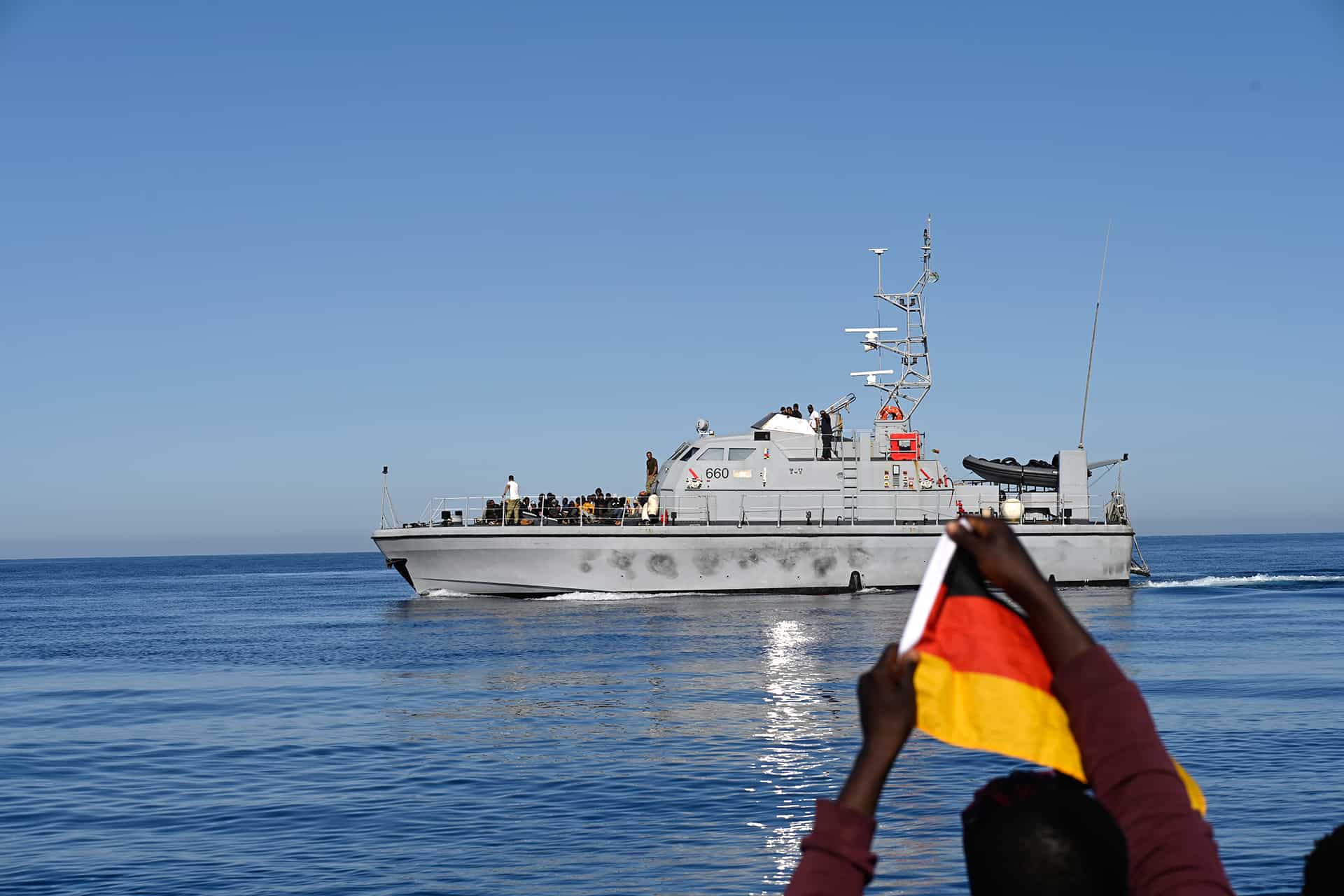 Deutsche-FLagge-libysche-Küstenwache-Nadir