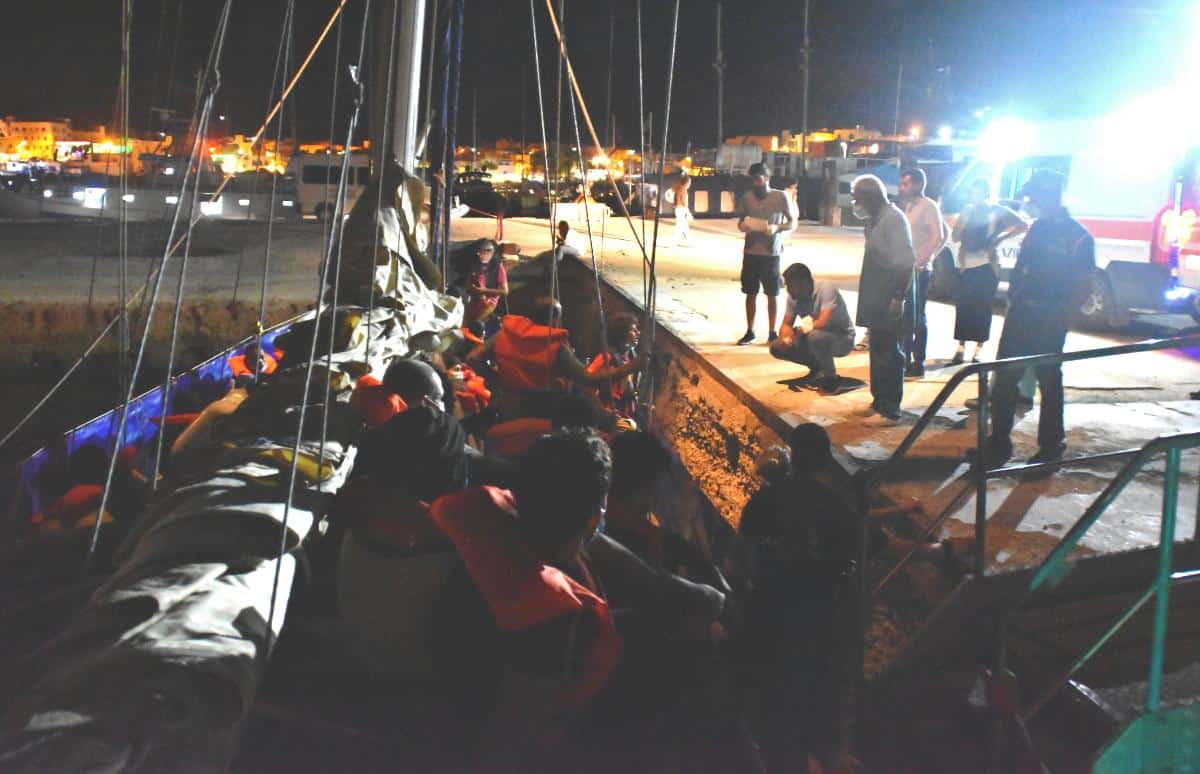 Disembarkation-Lampedusa