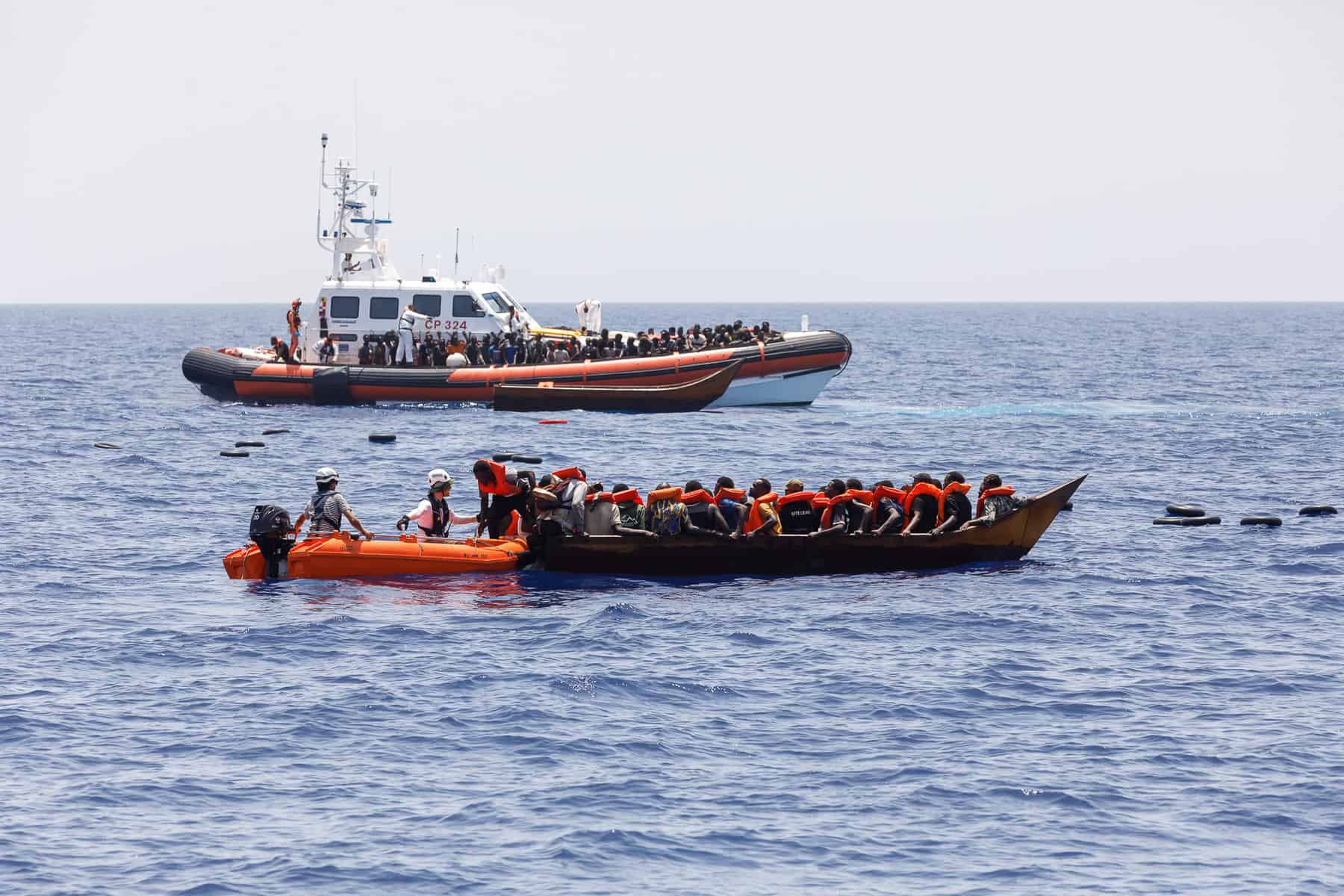 DavidLohmueller-Flüchtlingsboot-Tender-CP