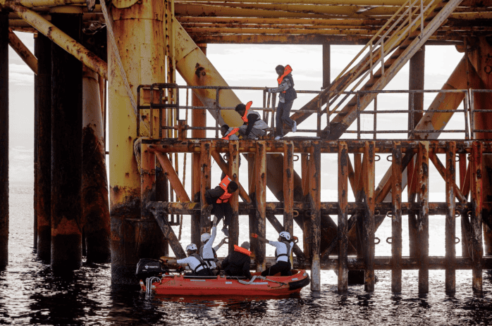 Rettungsaktion auf Didon Plattform 